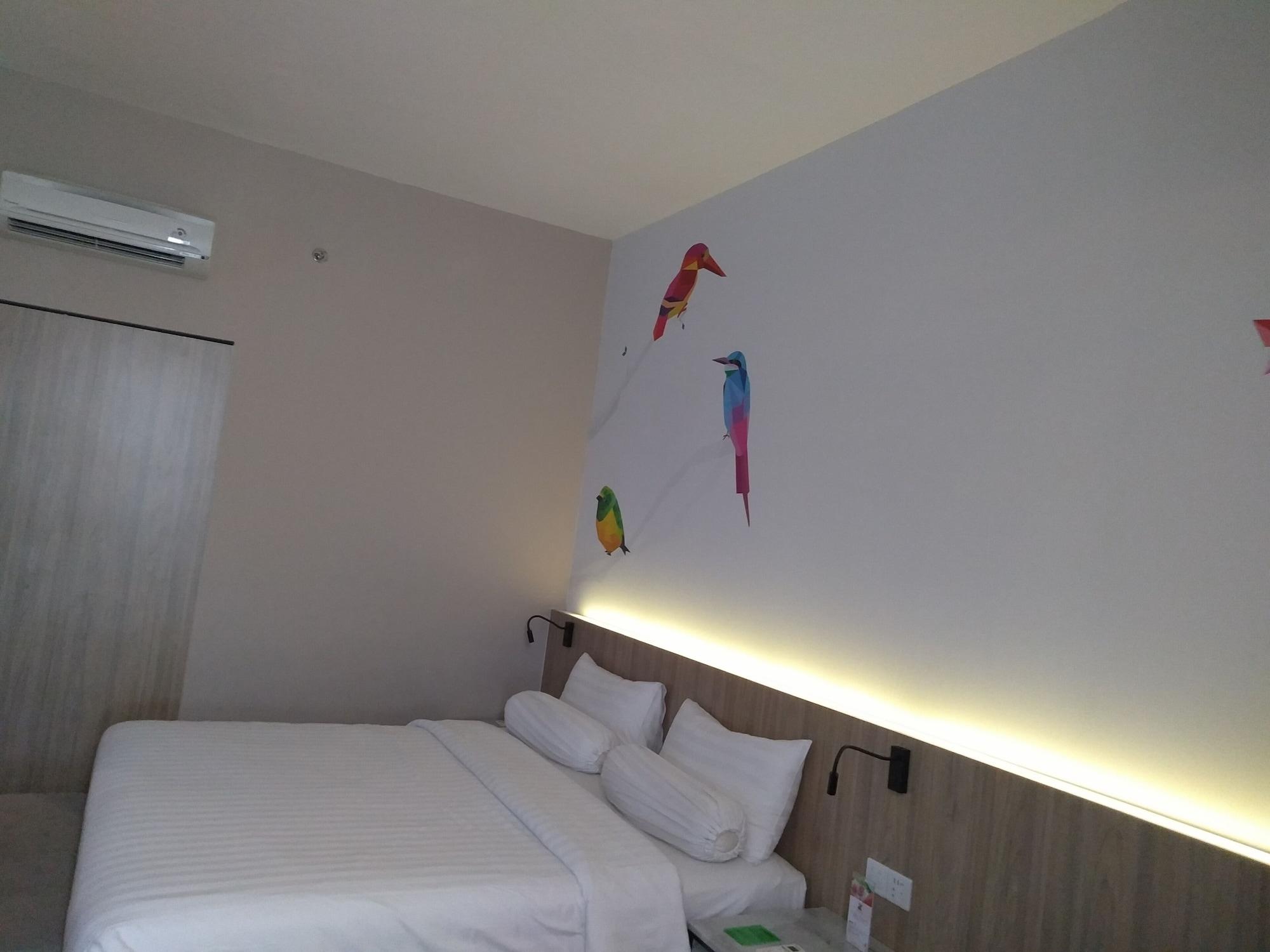 The Zuri Hotel Palembang Palimbão Exterior foto