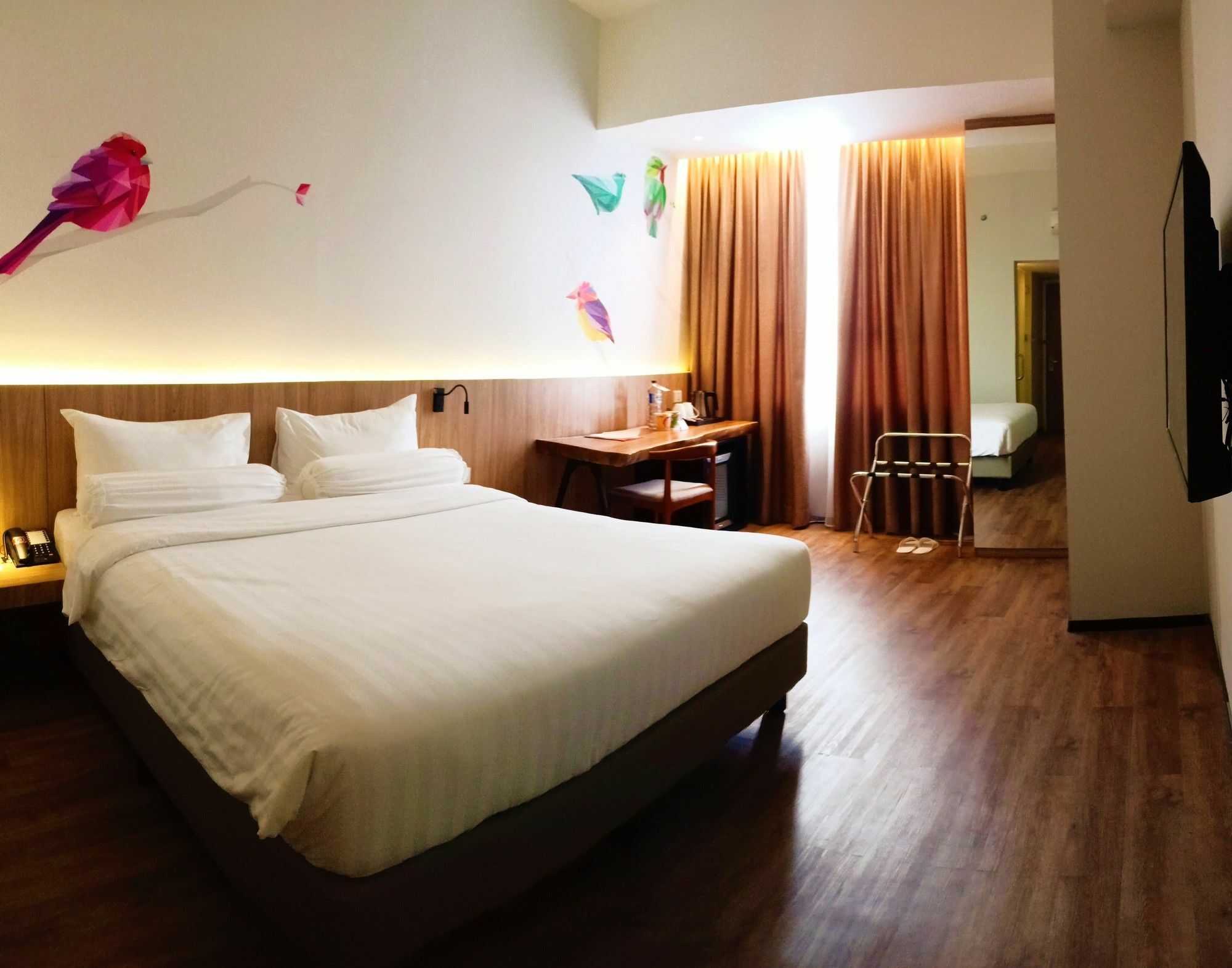The Zuri Hotel Palembang Palimbão Exterior foto